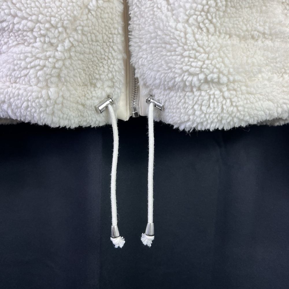 Women's Cozy Teddy Fleece Full Zip Jacket Universal Thread Size Medium NWT - Picture 5 of 8
